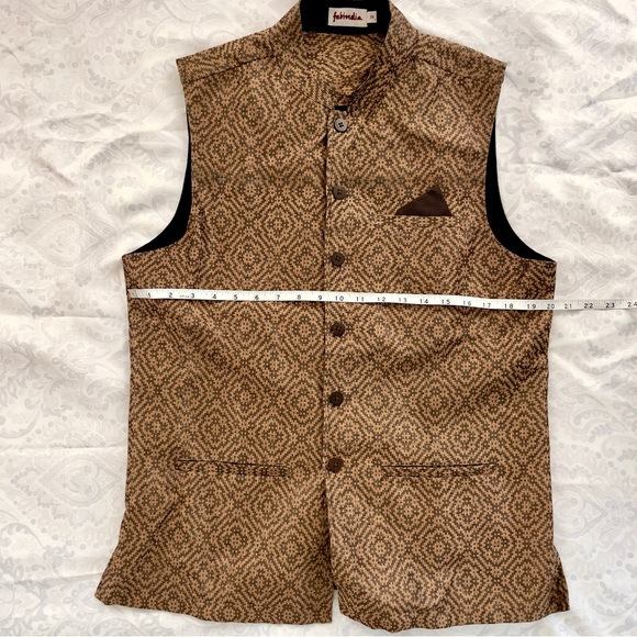 Men’s brown waistcoat/ Nehru Jacket - Picture 2 of 5